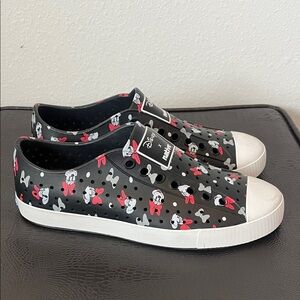 Native Black and Red Women's Flats